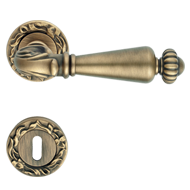 NINFA Brass Lever Handle on Rose - Pati