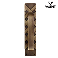 FLAVIA Door Pull Handle on Plate - Bron