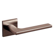 LOTUS Q Door Handle With Yale Key Hole 