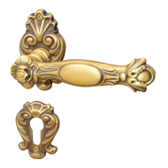 Queen Door Handle on rose in Patine Mat