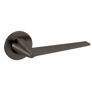 CONO Door Handle With Yale Key Hole - B