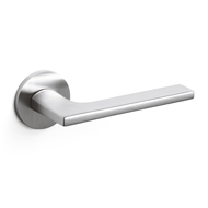 LOTUS Door Handle With Yale Key Hole - 