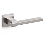 MINERVA Door Handle With Yale Key Hole 