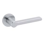 LOGO L Door Handle With Yale Key Hole -