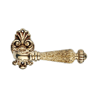 Ninfa Porcellana Brass Lever Handle on 