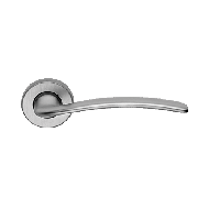 Piuma Lever Handle in Satin Chrome Fini