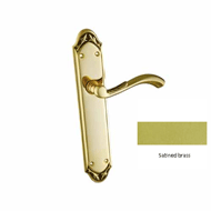 Door lever handle set on plate with yal