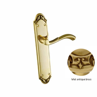 Door lever handle set on plate with yal