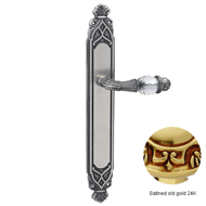 Door lever handles set on plates with S