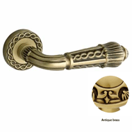 Door lever handle set on rose with Key 