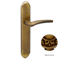 Door lever handle set on plate with yal