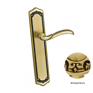Door lever handle set on plate with yal