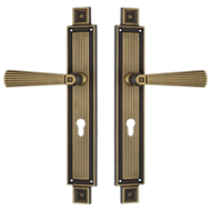 Classic Door Handle - Bronze